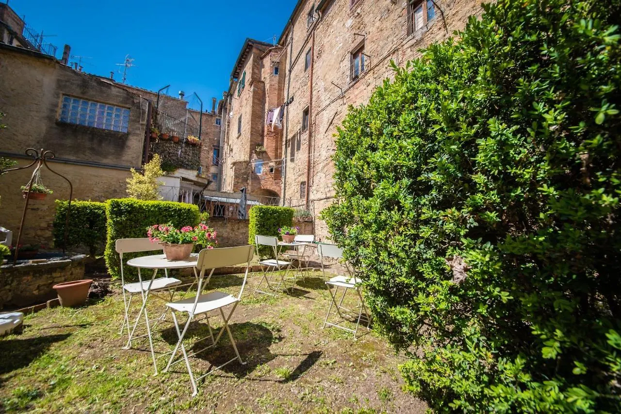 Bed & Breakfast Il Giardino Segreto B&B Volterra
