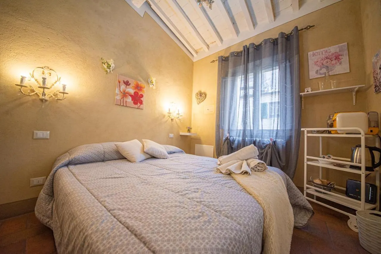 Bed & Breakfast Il Giardino Segreto B&B Volterra
