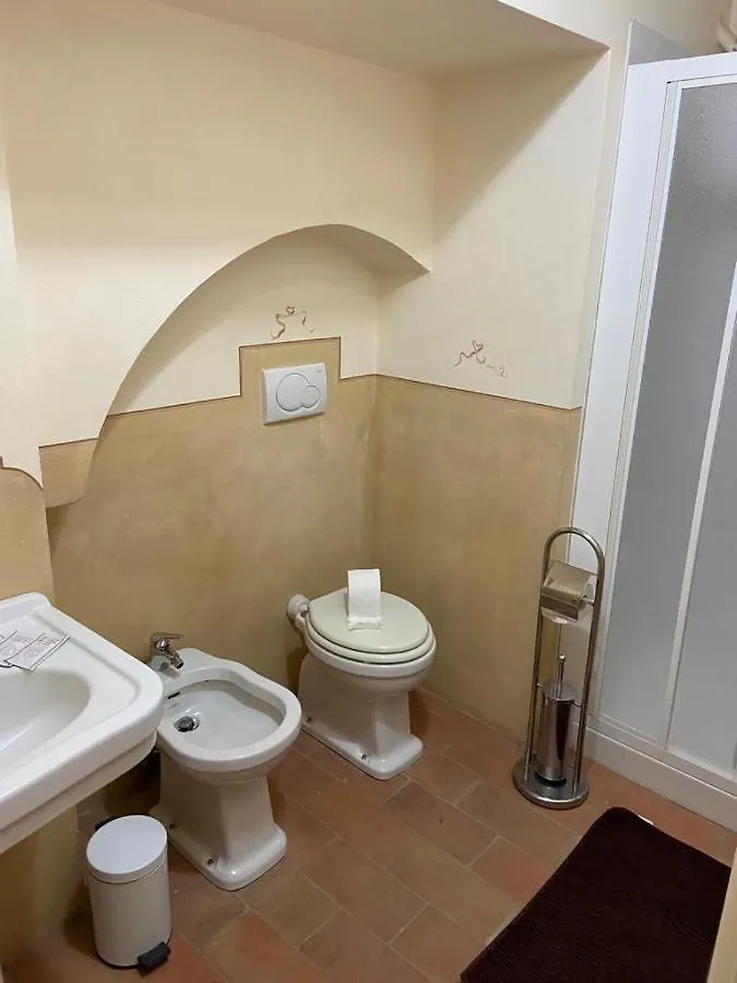 Il Giardino Segreto B&B Вольтерра 0*,